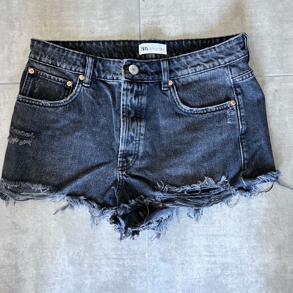 Zara Black Distressed Jean Shorts